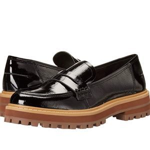 Vince Camuto Mckella Loafer (6.5)